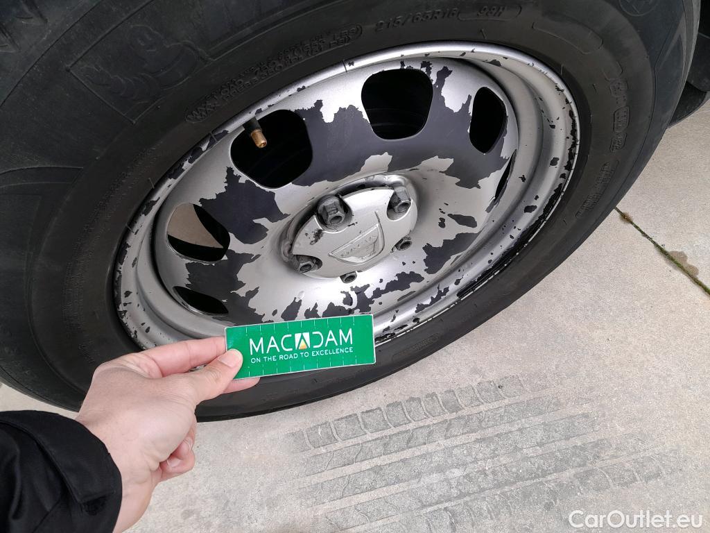  Dacia  Duster DACIA  / 2018 / 5P / todoterreno Essential TCE 74kW(100CV) ECO-G 4X2 #47