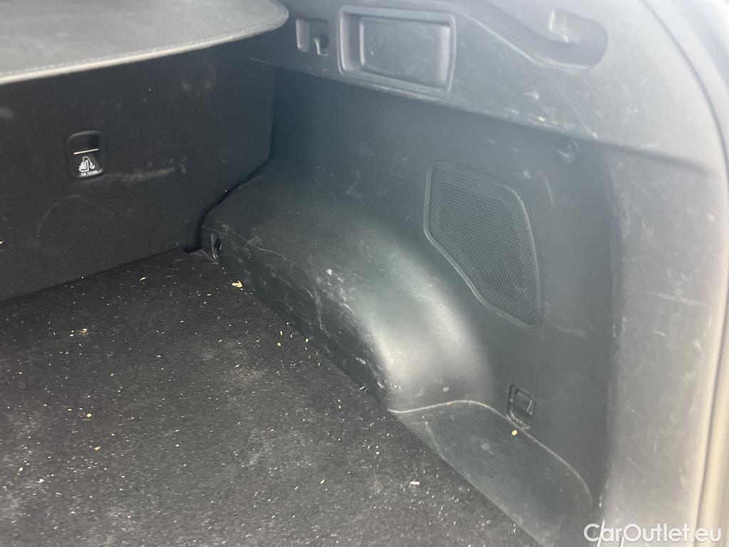  KIA  Sportage KIA  / 2022 / 5P / todoterreno 1.6 CRDi MHEV 136CV GT-line 4X2 DCT #21