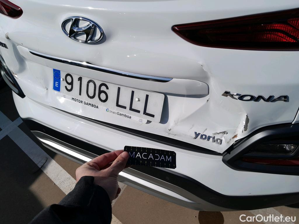  Hyundai  Konna HYUNDAI Kona / 2017 / 5P / todoterreno 1.6 GDI HEV SLE DCT #2