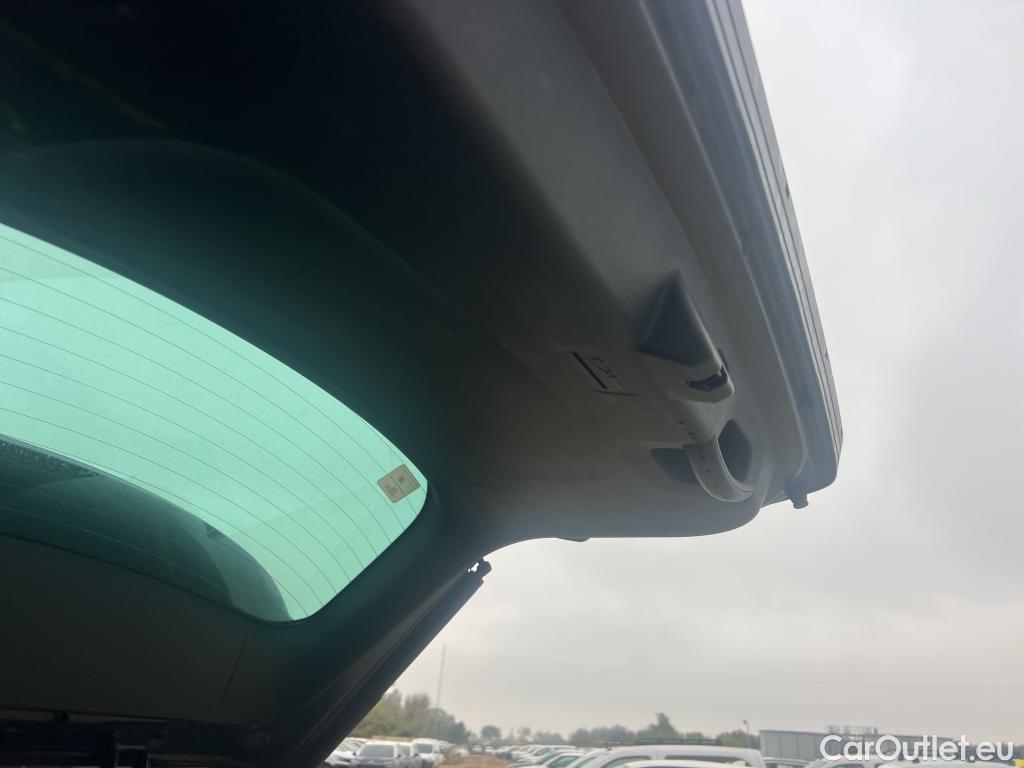  KIA  Sportage KIA  / 2022 / 5P / todoterreno 1.6 CRDi MHEV 136CV GT-line 4X2 DCT #17