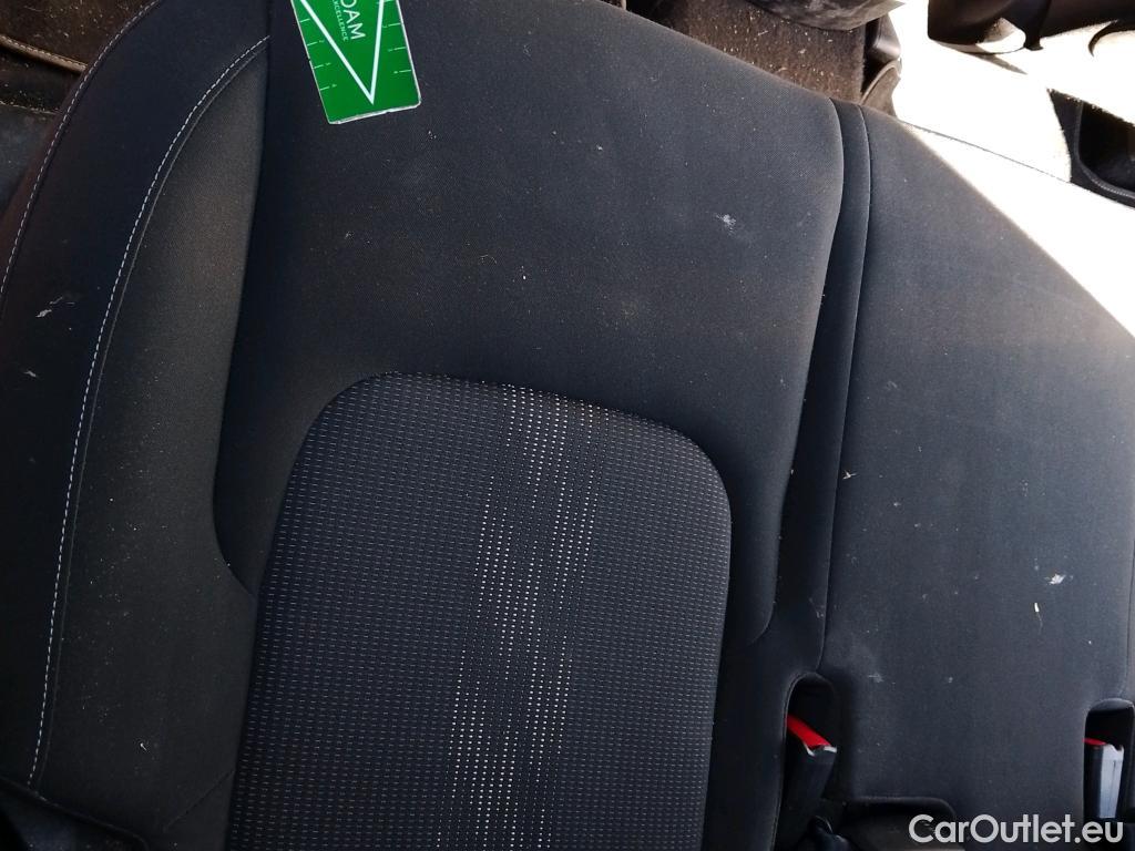  KIA  Sportage KIA  / 2022 / 5P / todoterreno 1.6 T-GDi HEV 171kW (230CV) Drive 4X2 #17