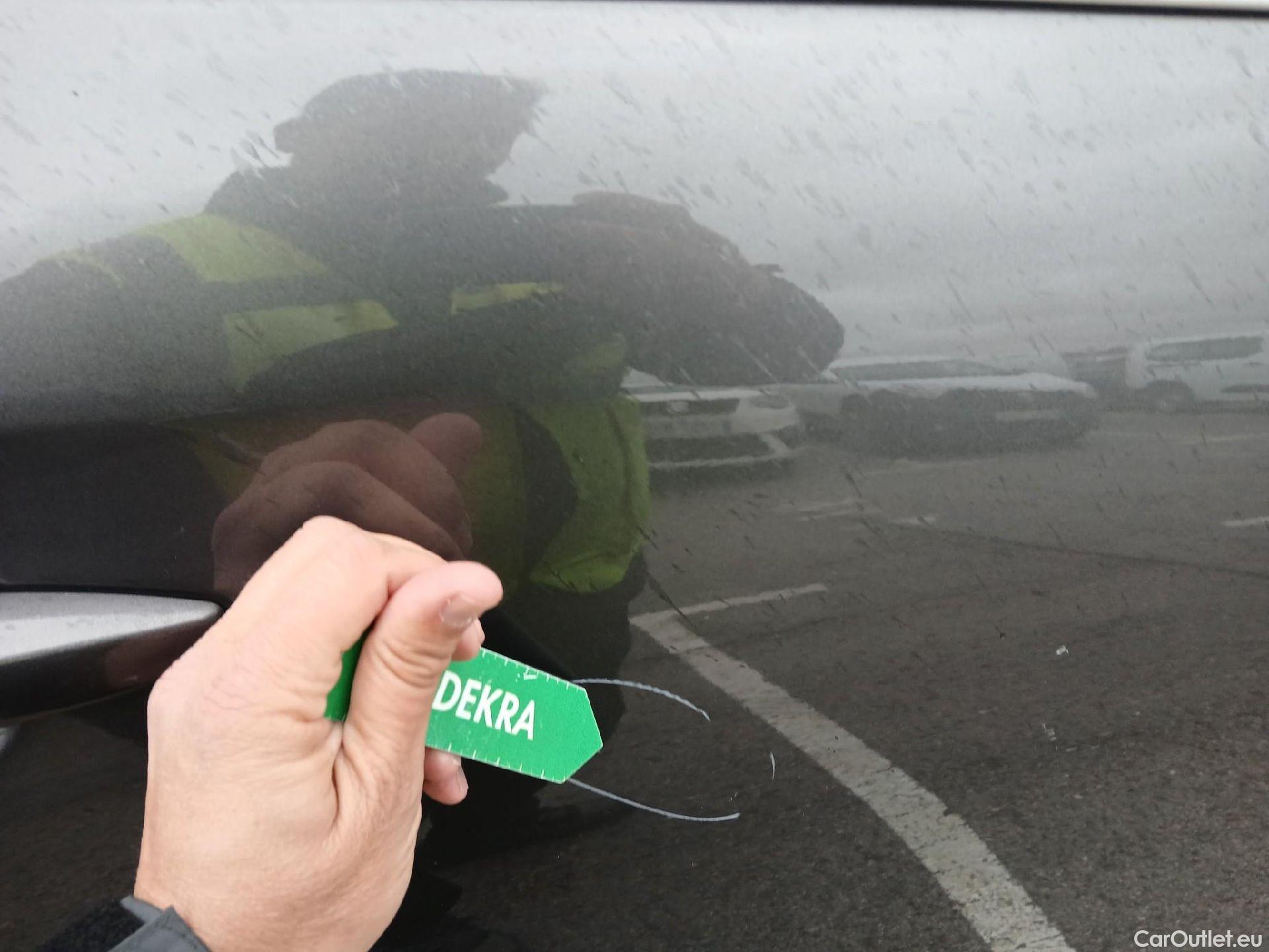  DS  DS7 DS DS 7 Crossback / 2017 / 5P / todoterreno BlueHDi DE 96kW (130CV) Auto. CHIC (AC) #16