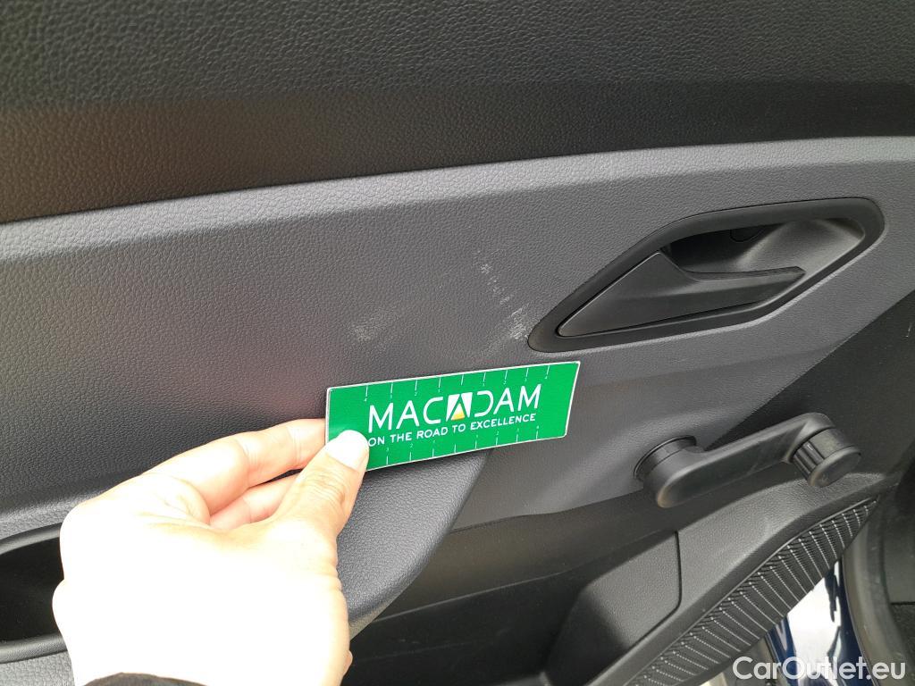  Dacia  Duster DACIA  / 2018 / 5P / todoterreno Essential TCE 74kW(100CV) ECO-G 4X2 #31