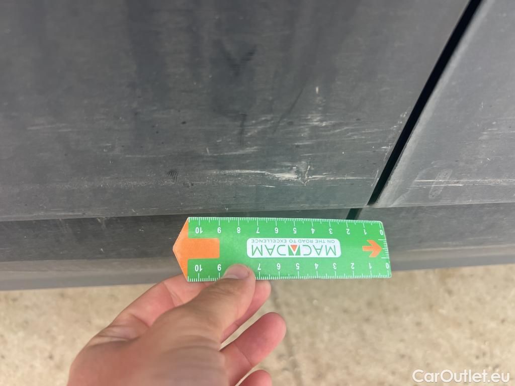  KIA  Sportage KIA  / 2022 / 5P / todoterreno 1.6 CRDi MHEV 136CV GT-line 4X2 DCT #10