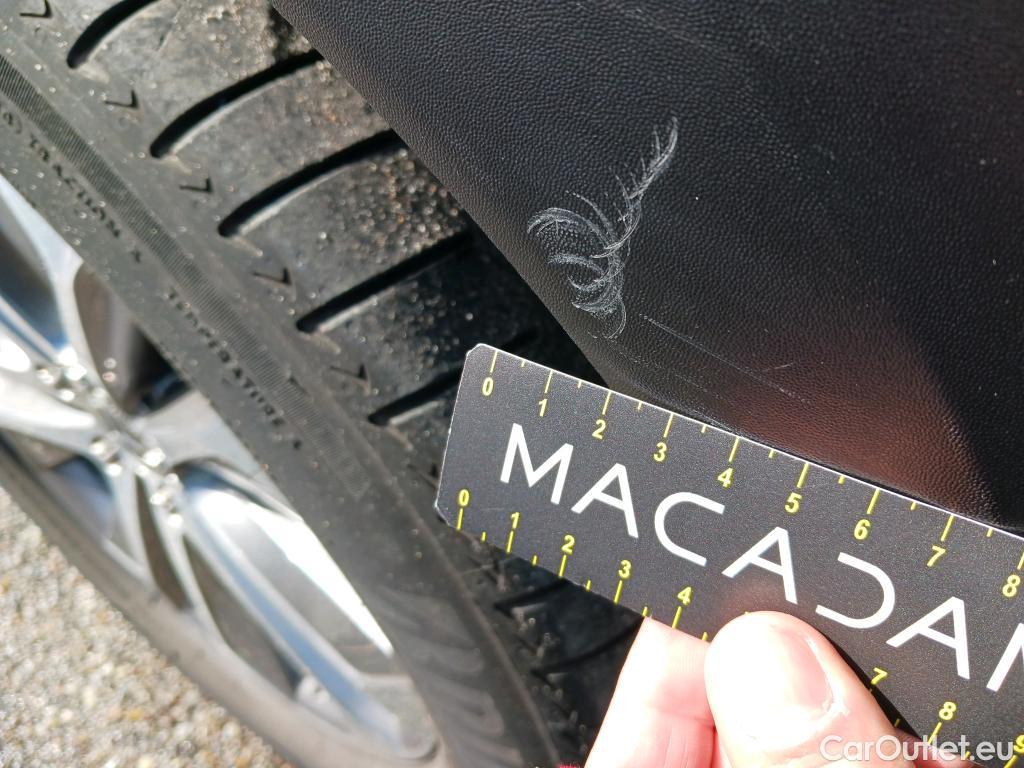  Mercedes  G-Klasee MERCEDES-BENZ GLE / 2018 / 5P / todoterreno GLE 350 de 4MATIC (Híbrido Enchufable) #48