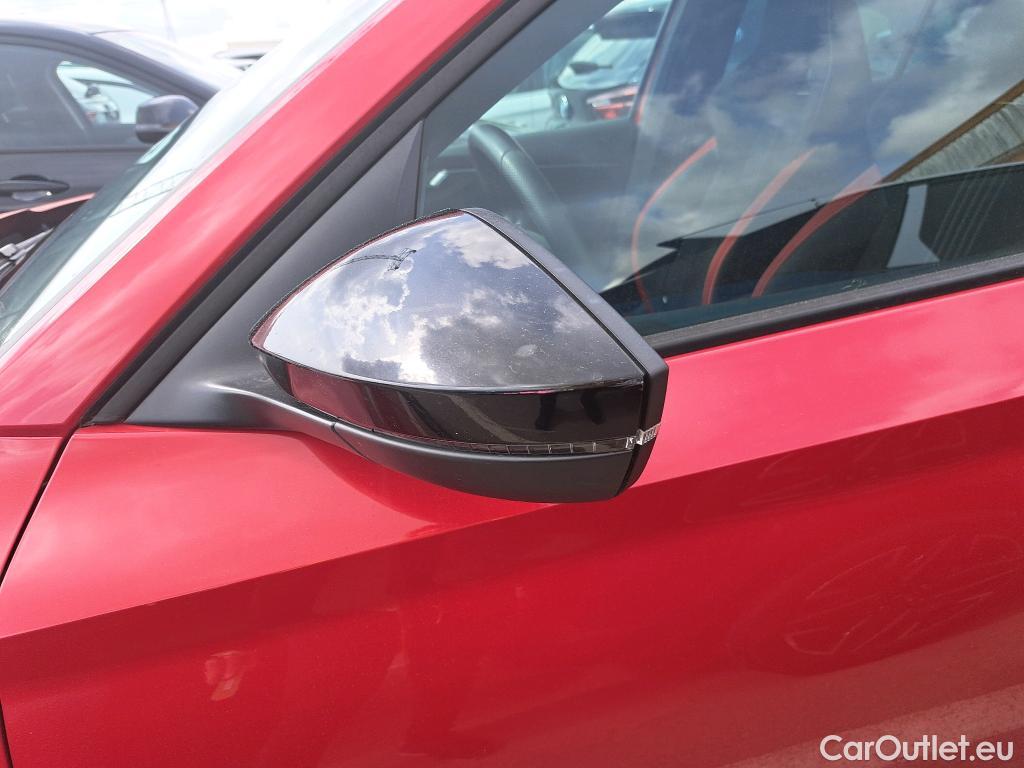  Skoda  KAMIQ SKODA  / 2019 / 5P / todoterreno 1.5 TSI 110kW (150CV) DSG Montecarlo #37