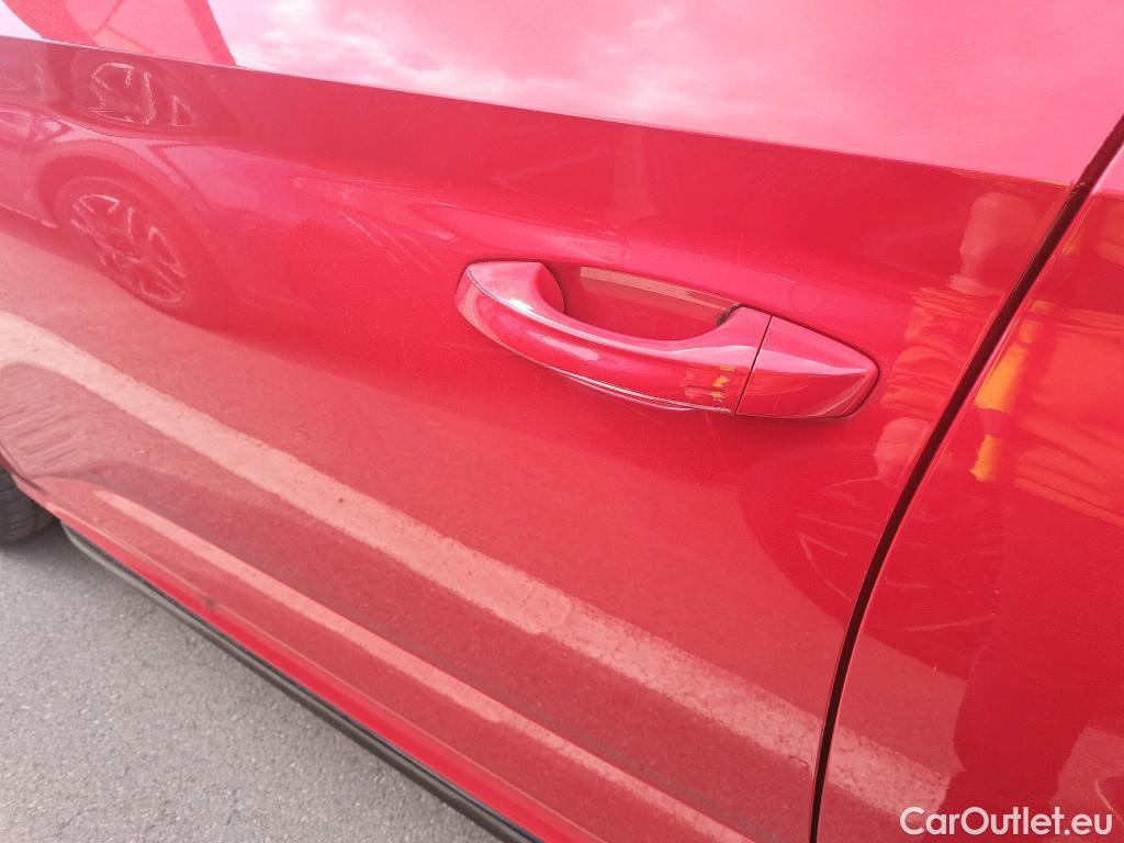  Skoda  KAMIQ SKODA  / 2019 / 5P / todoterreno 1.5 TSI 110kW (150CV) DSG Montecarlo #43