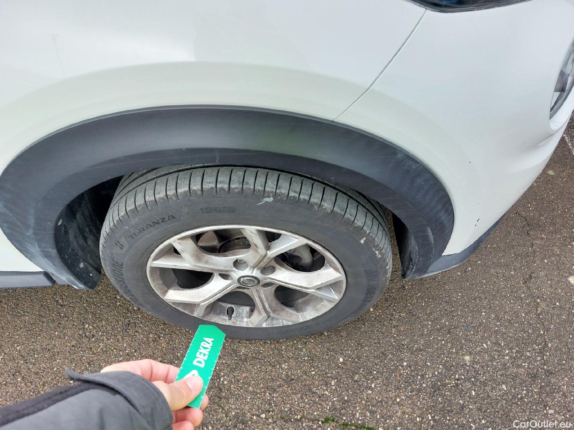  Nissan  Juke NISSAN  / 2019 / 5P / crossover DIG-T 84 kW (114 CV) DCT 7 V N-Connecta (AC) #21