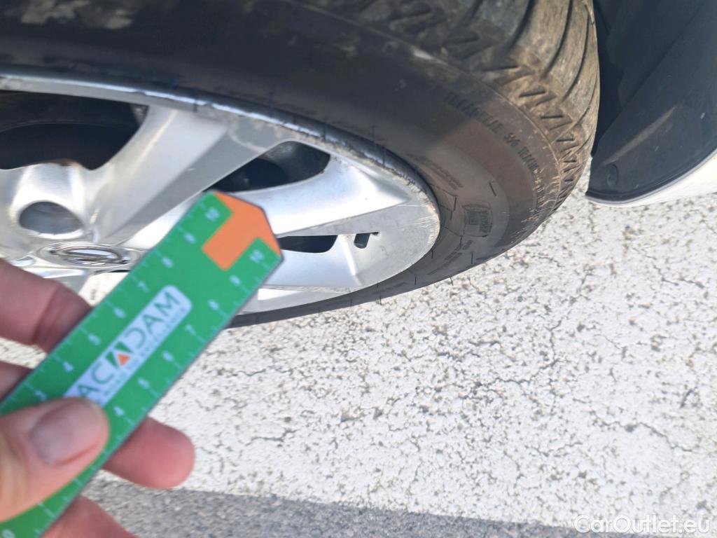  Opel  Corsa OPEL  1.2T XHL 74kW (100CV) Elegance #42