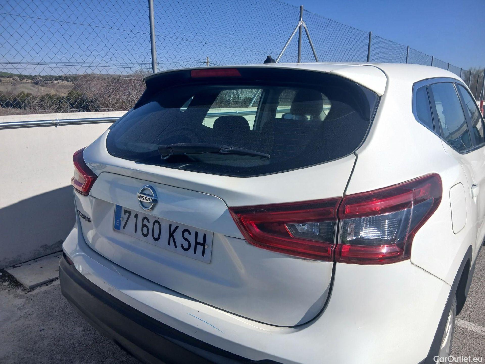  Nissan  Qashqai NISSAN  / 2017 / 5P / todoterreno dCi 96 kW (130 CV) 4x4-i VISIA #37