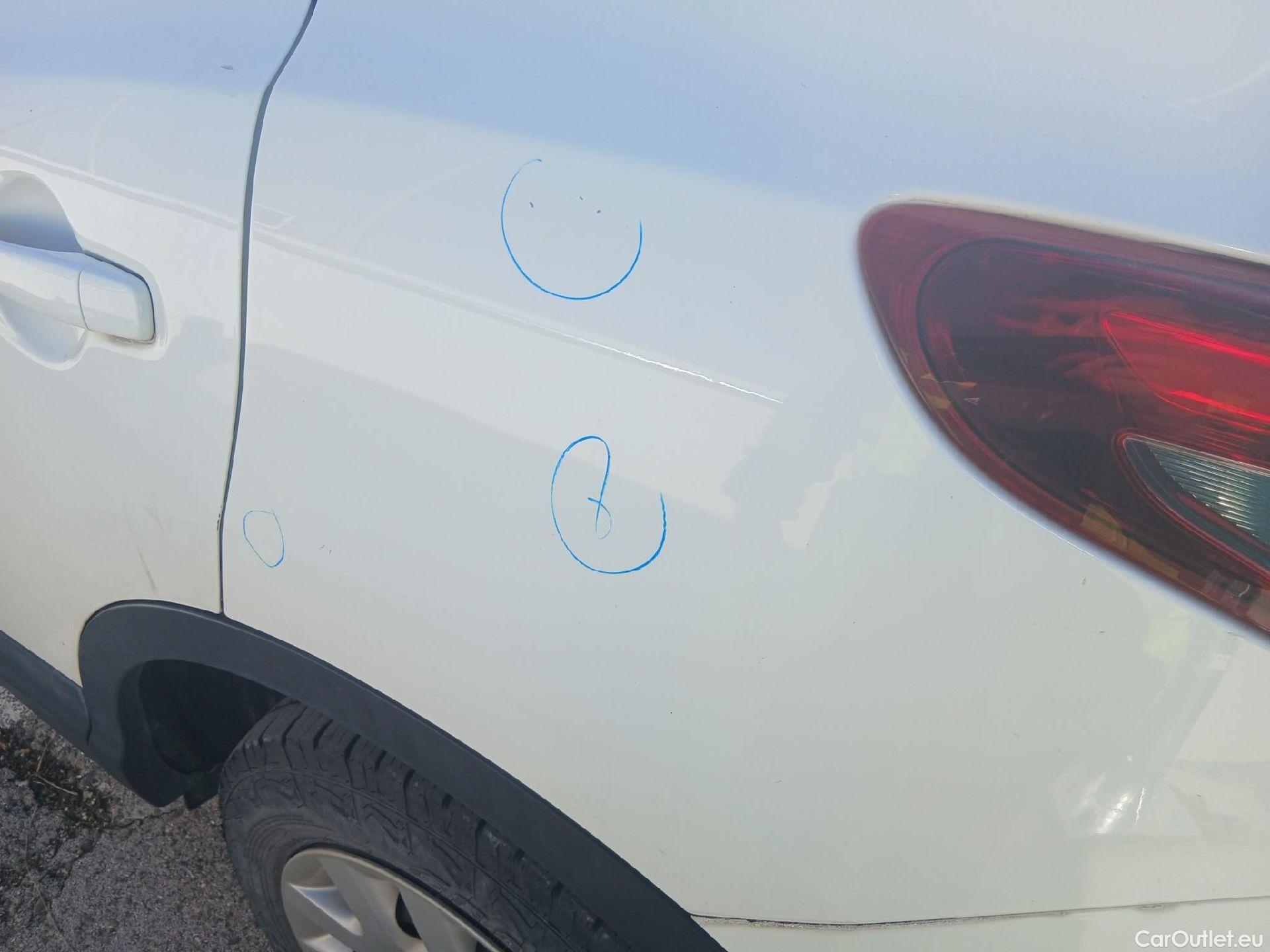  Nissan  Qashqai NISSAN  / 2017 / 5P / todoterreno dCi 96 kW (130 CV) 4x4-i VISIA #19