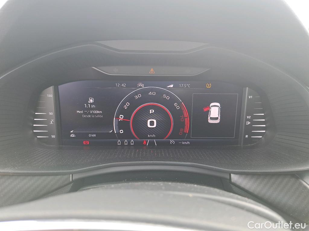  Skoda  KAMIQ SKODA  / 2019 / 5P / todoterreno 1.5 TSI 110kW (150CV) DSG Montecarlo #47