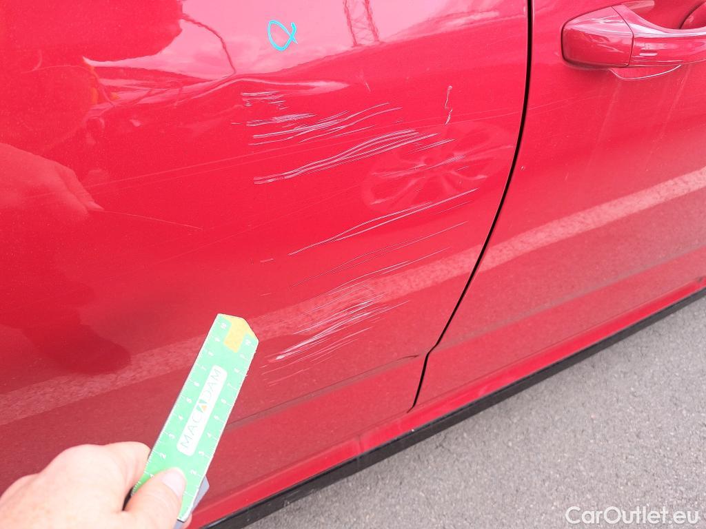  Skoda  KAMIQ SKODA  / 2019 / 5P / todoterreno 1.5 TSI 110kW (150CV) DSG Montecarlo #8