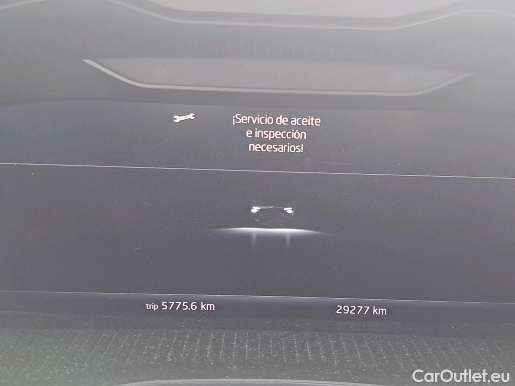  Skoda  KAMIQ SKODA  / 2019 / 5P / todoterreno 1.5 TSI 110kW (150CV) DSG Montecarlo #48