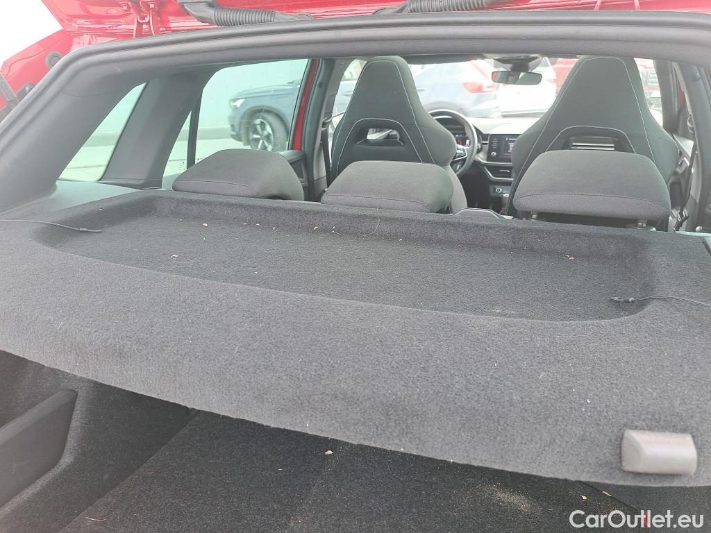  Skoda  KAMIQ SKODA  / 2019 / 5P / todoterreno 1.5 TSI 110kW (150CV) DSG Montecarlo #22