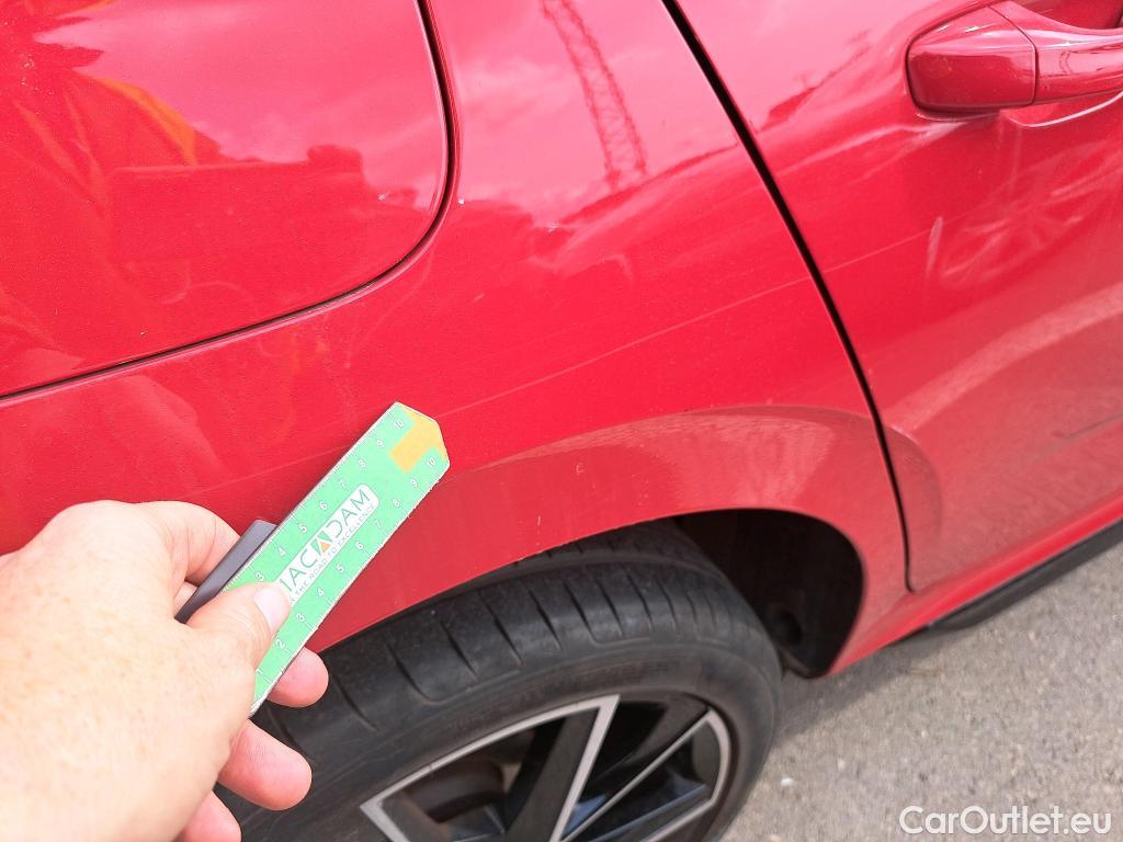  Skoda  KAMIQ SKODA  / 2019 / 5P / todoterreno 1.5 TSI 110kW (150CV) DSG Montecarlo #40