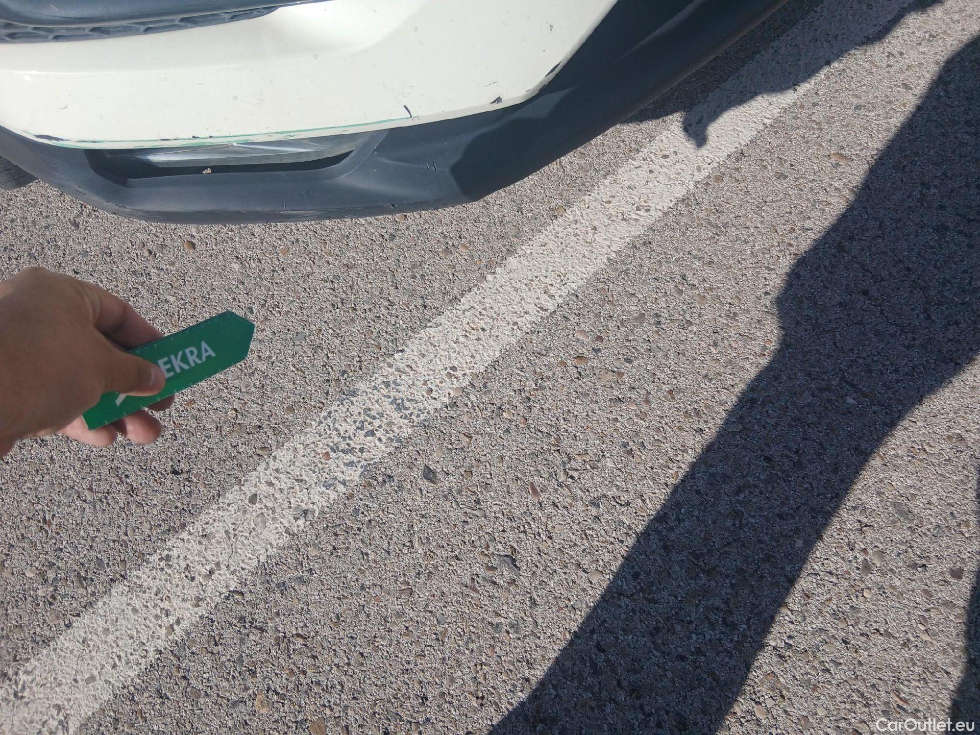  Nissan  Qashqai NISSAN  / 2017 / 5P / todoterreno dCi 96 kW (130 CV) 4x4-i VISIA #8