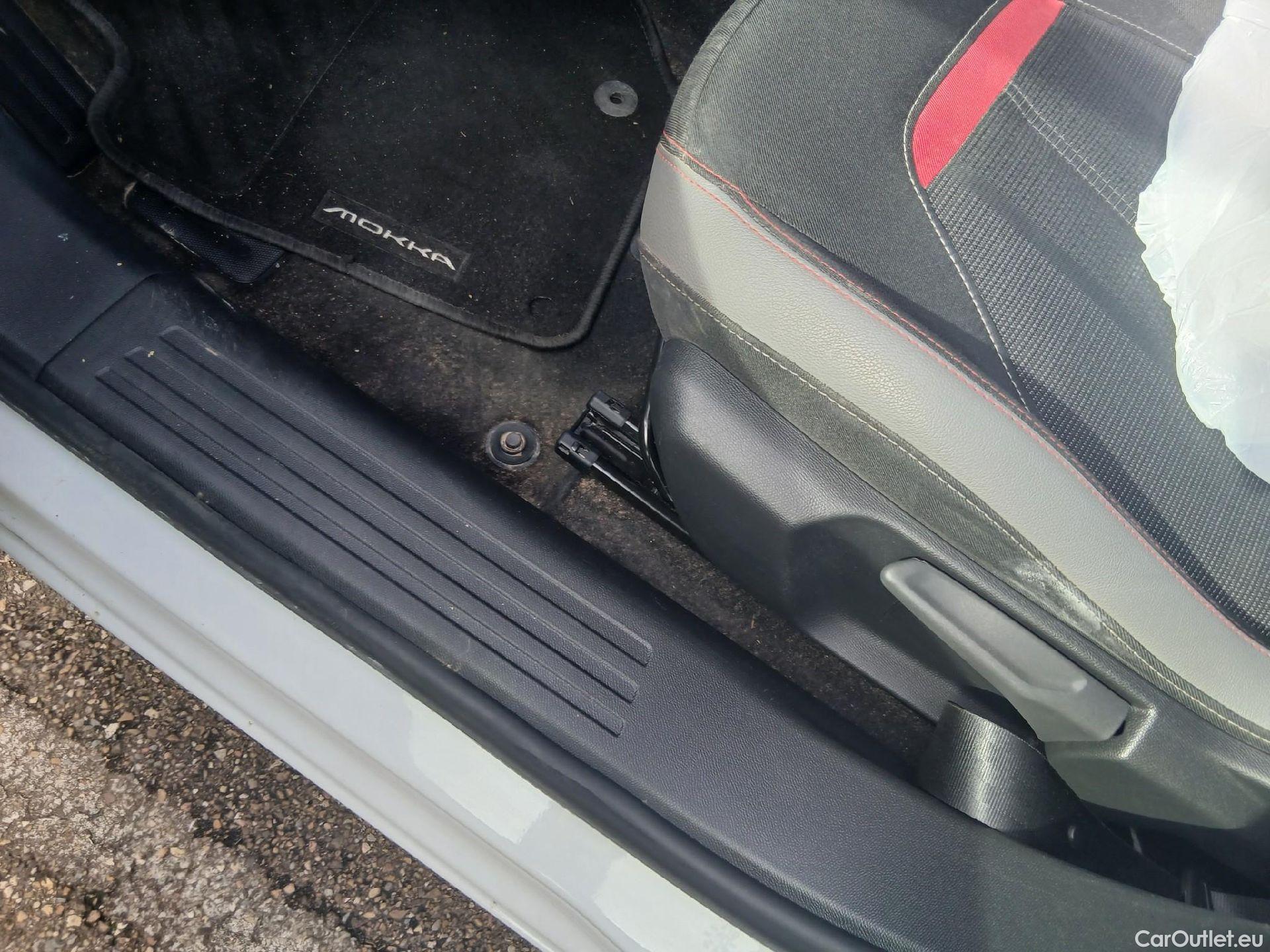  Opel  Mokka OPEL  / 2020 / 5P / todoterreno 1.5 D GS Line (AC) #2