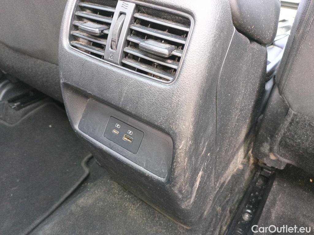  Land Rover  Discovery NISSAN QASHQAI / 2021 / 5P / todoterreno DIG-T 103kW N-Connecta (Skyline Pack) #10