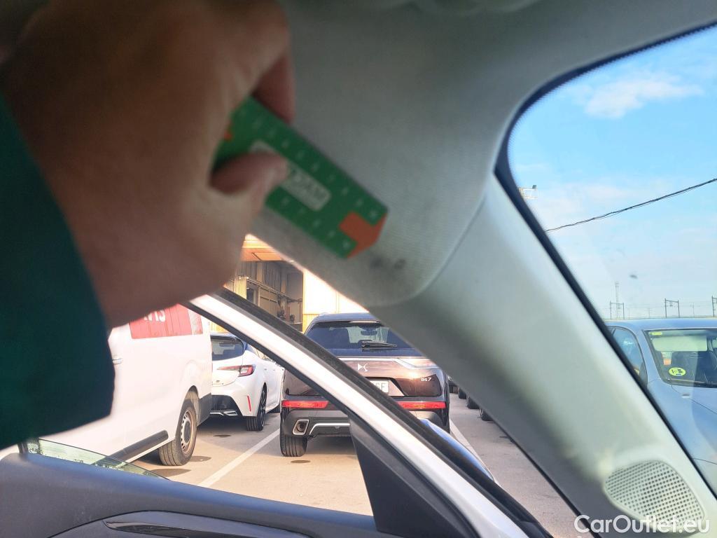  Opel  Corsa OPEL  1.2T XHL 74kW (100CV) Elegance #17