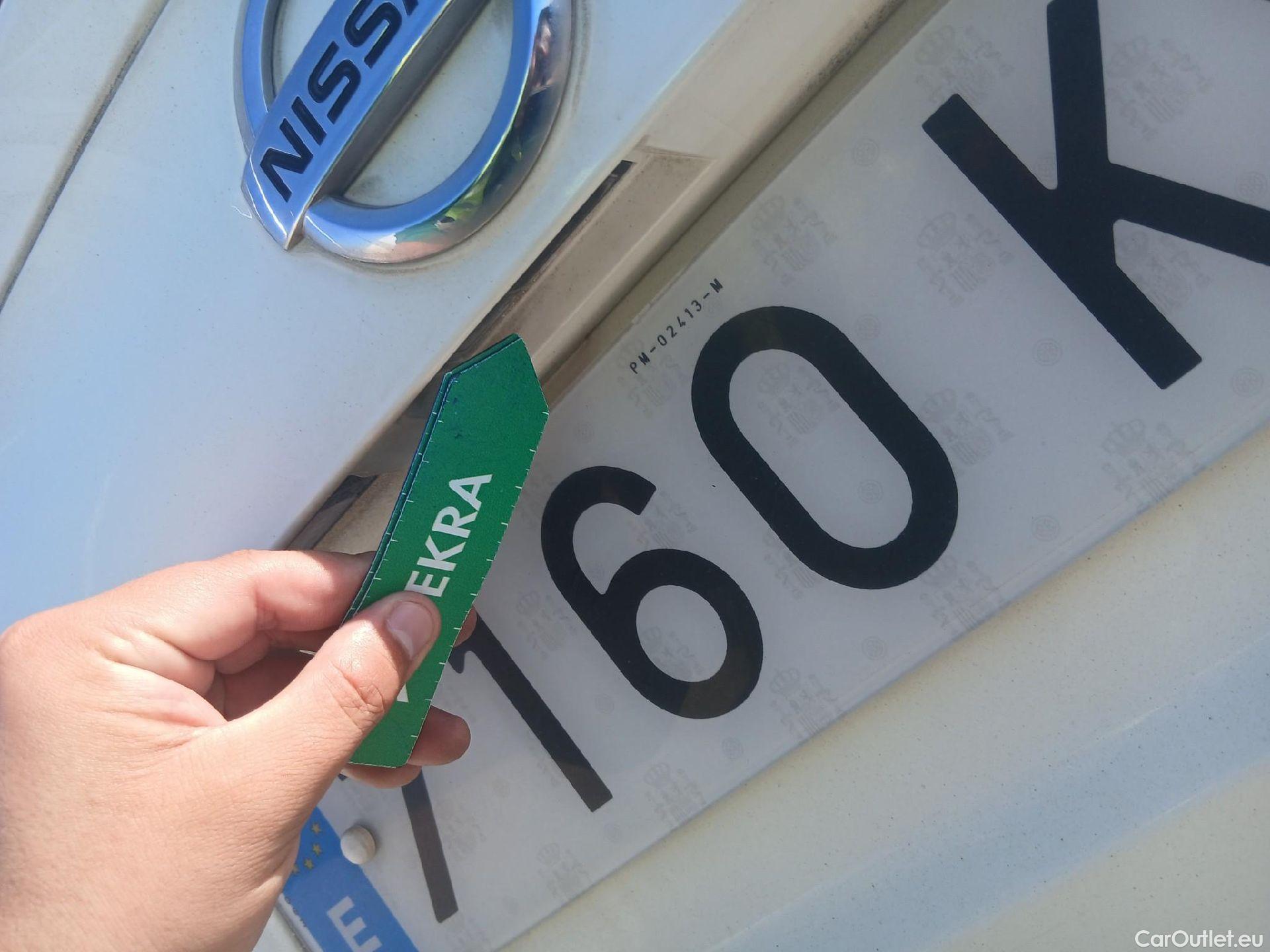  Nissan  Qashqai NISSAN  / 2017 / 5P / todoterreno dCi 96 kW (130 CV) 4x4-i VISIA #36