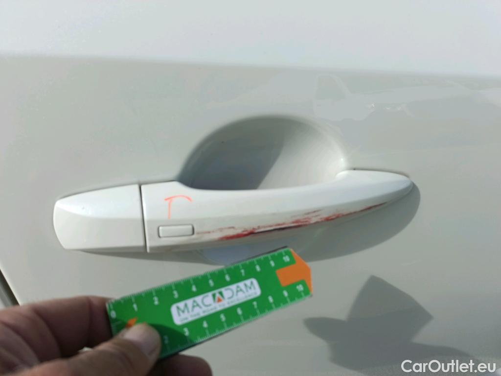  Land Rover  Discovery NISSAN QASHQAI / 2021 / 5P / todoterreno DIG-T 103kW N-Connecta (Skyline Pack) #44