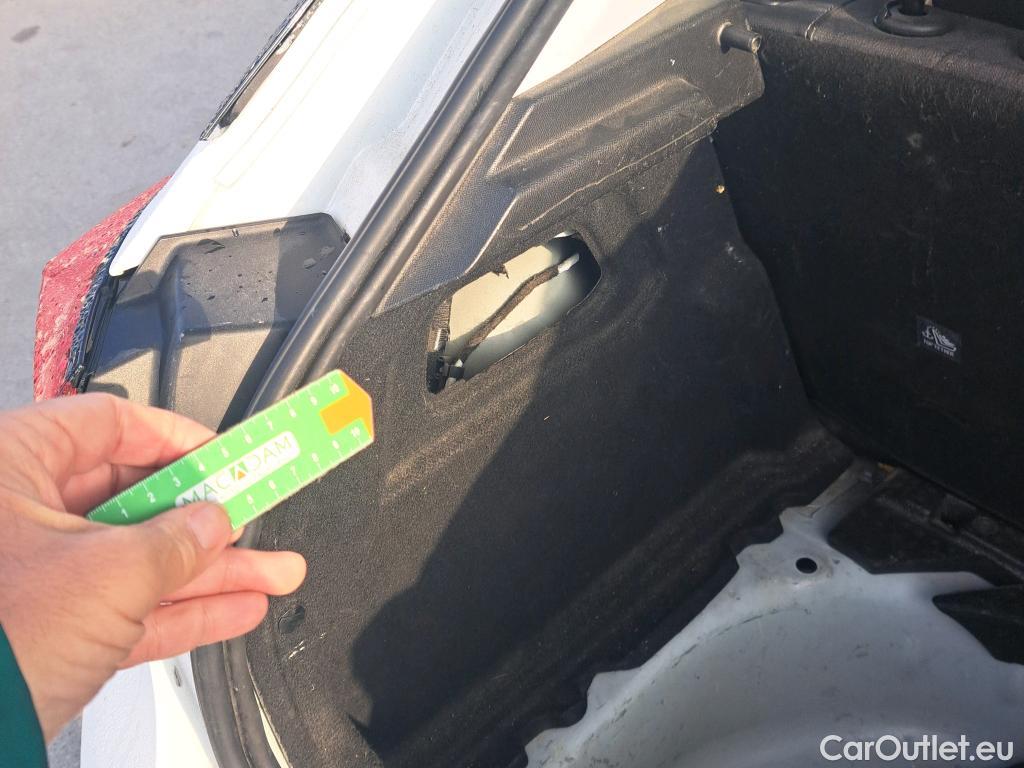  Opel  Corsa OPEL  1.2T XHL 74kW (100CV) Elegance #3