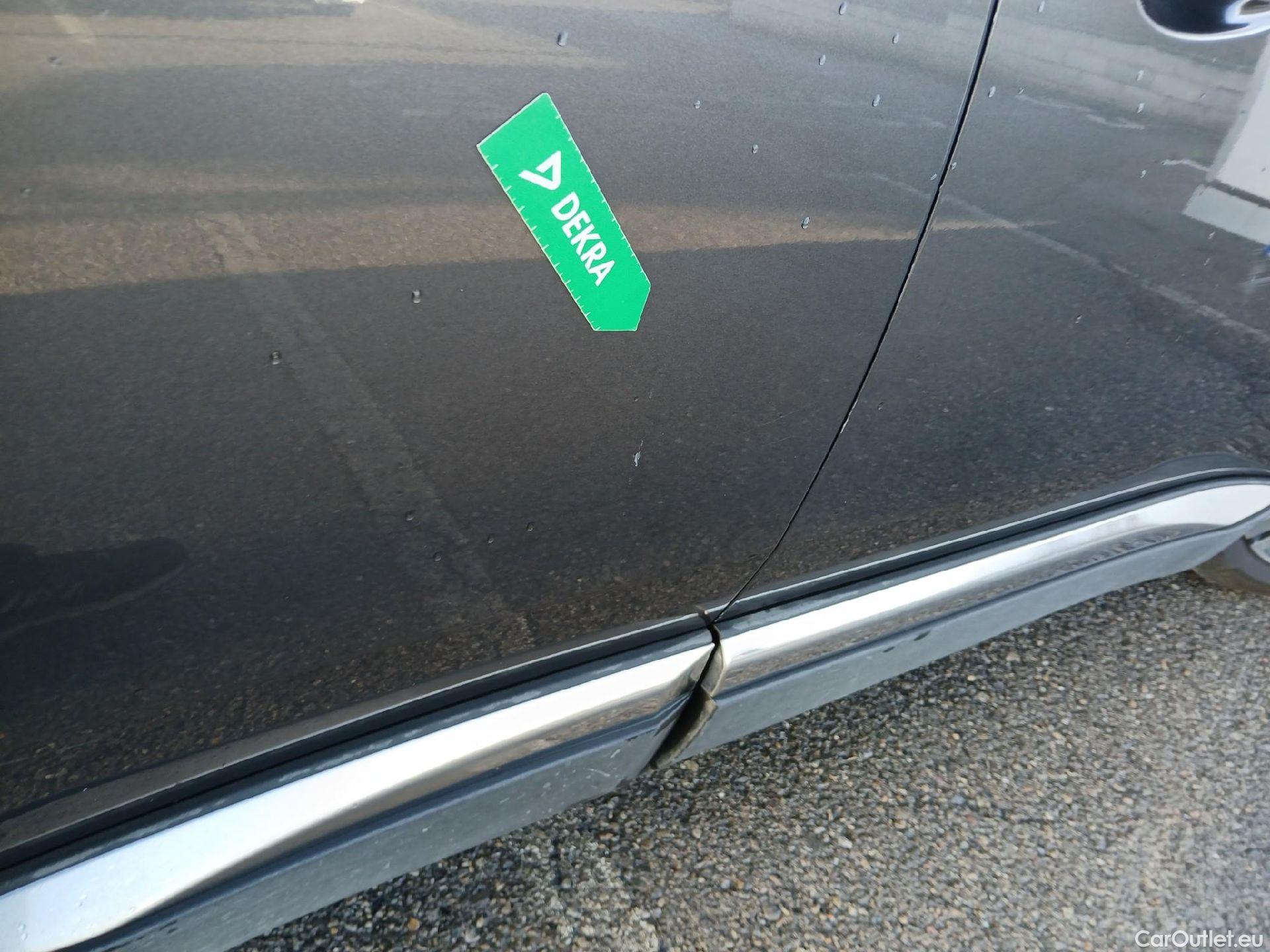  Peugeot  3008 PEUGEOT  / 2020 / 5P / todoterreno 1.2 PureTech 96KW S&S Allure Pack #31