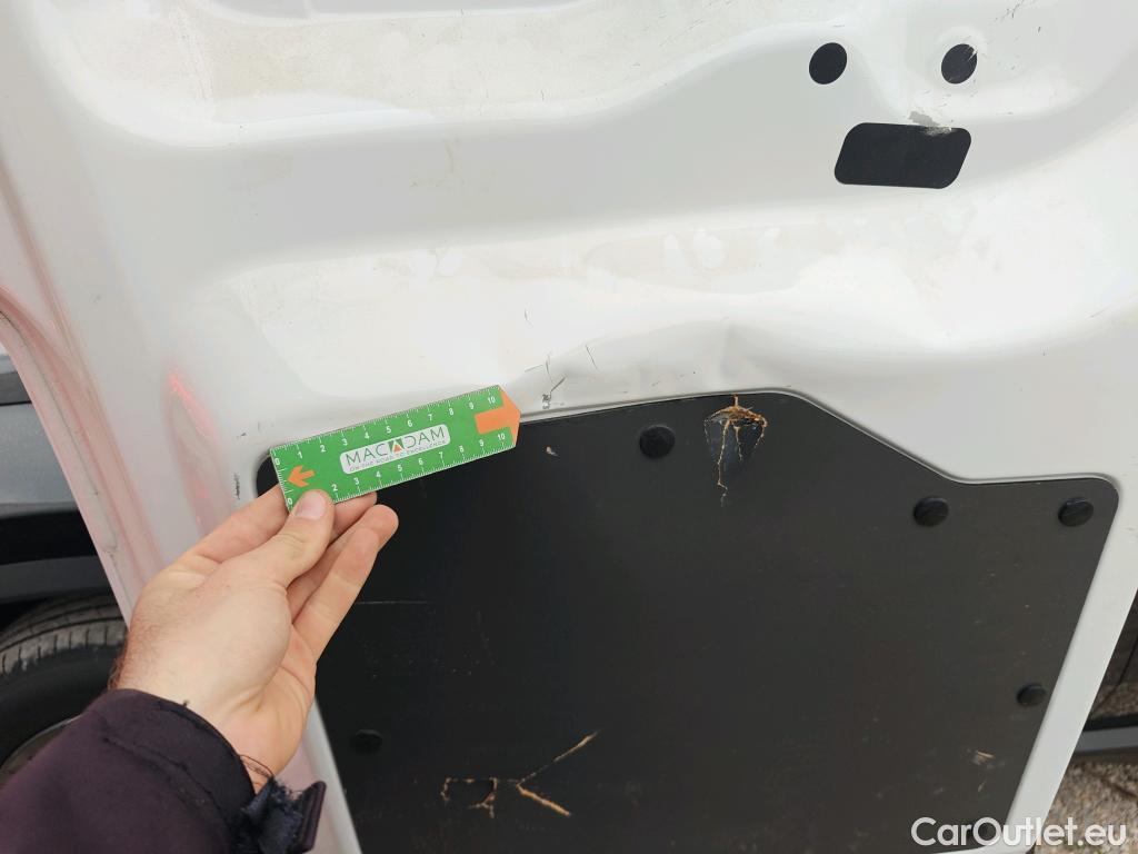  Citroen  Jumpy CITROEN  / 2016 / 4P / furgón Talla XL BlueHDi 120 S&S 6v Control #20