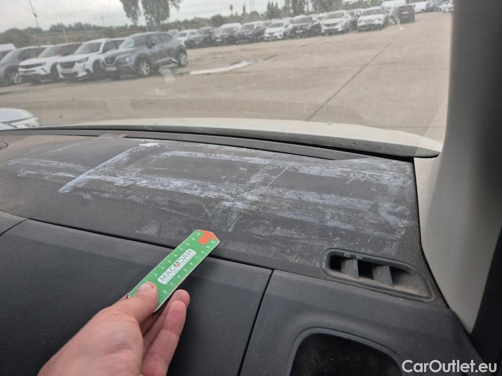  Citroen  Berlingo CITROEN  / 2018 / 3P / furgón derivado de turismo Talla M BlueHDi 100 CONTROL #31