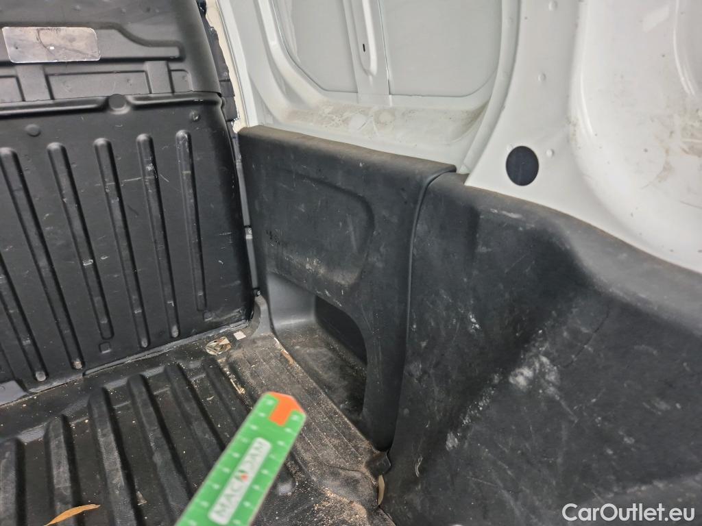  Citroen  Berlingo CITROEN  / 2018 / 3P / furgón derivado de turismo Talla M BlueHDi 100 CONTROL #13