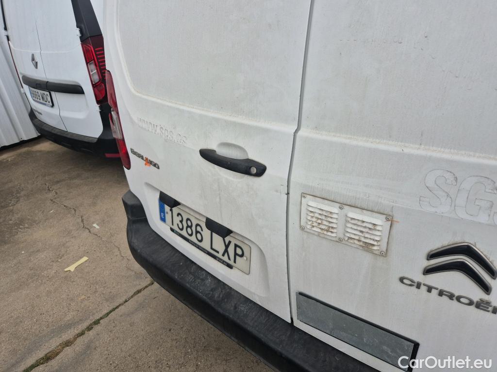  Citroen  Berlingo CITROEN  / 2018 / 3P / furgón derivado de turismo Talla M BlueHDi 100 CONTROL #50
