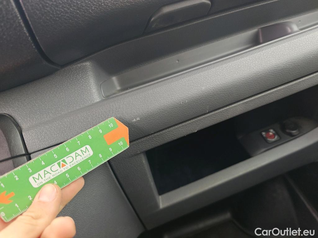  Citroen  Jumpy CITROEN  / 2016 / 4P / furgón Talla XL BlueHDi 120 S&S 6v Control #56