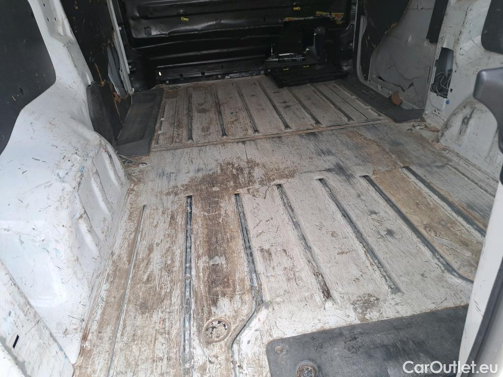  Citroen  Jumpy CITROEN  / 2016 / 4P / furgón Talla M BlueHDi 100 S&S 6v Control #41