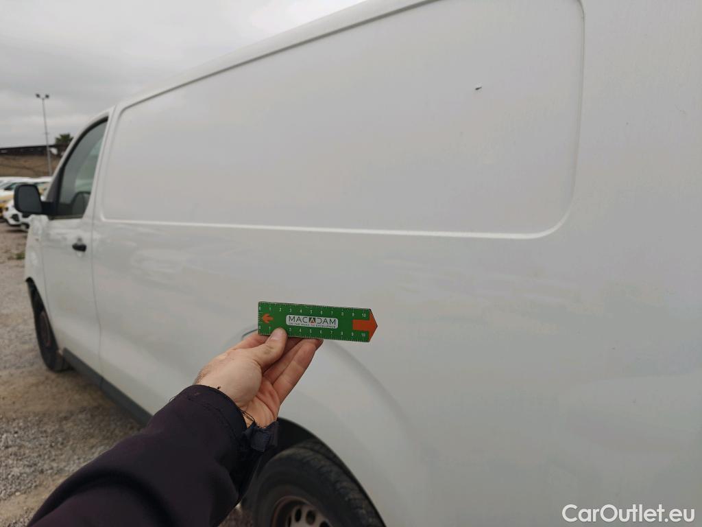  Citroen  Jumpy CITROEN  / 2016 / 4P / furgón Talla XL BlueHDi 120 S&S 6v Control #78