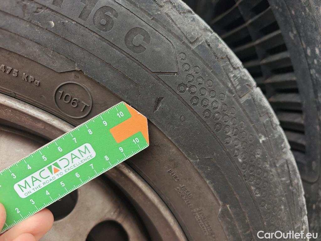  Citroen  Jumpy CITROEN  / 2016 / 4P / furgón Talla XL BlueHDi 120 S&S 6v Control #49