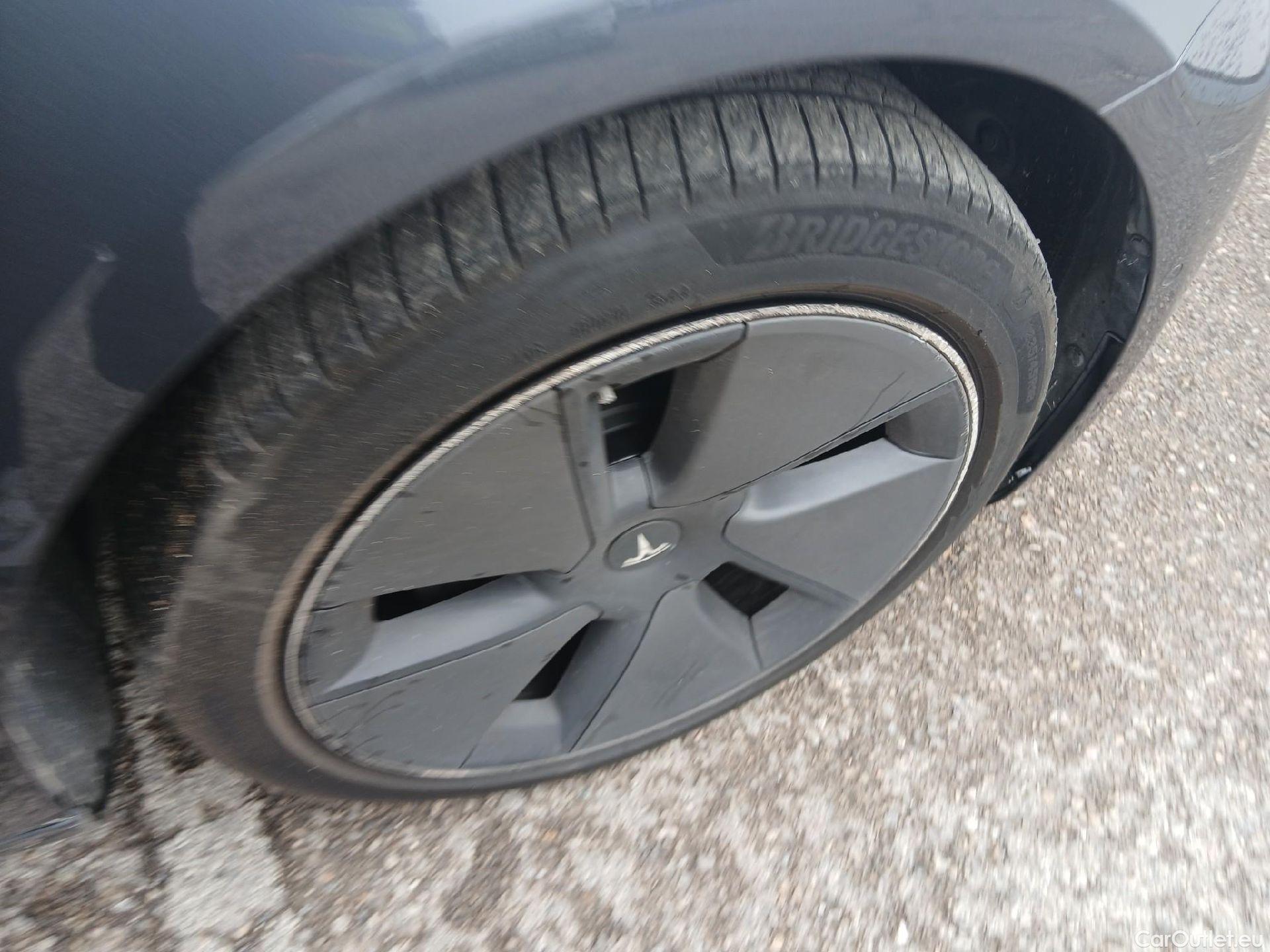  Tesla  Model 3 TESLA  / 2018 / 4P / sedán Gran Autonomía 4WD #17