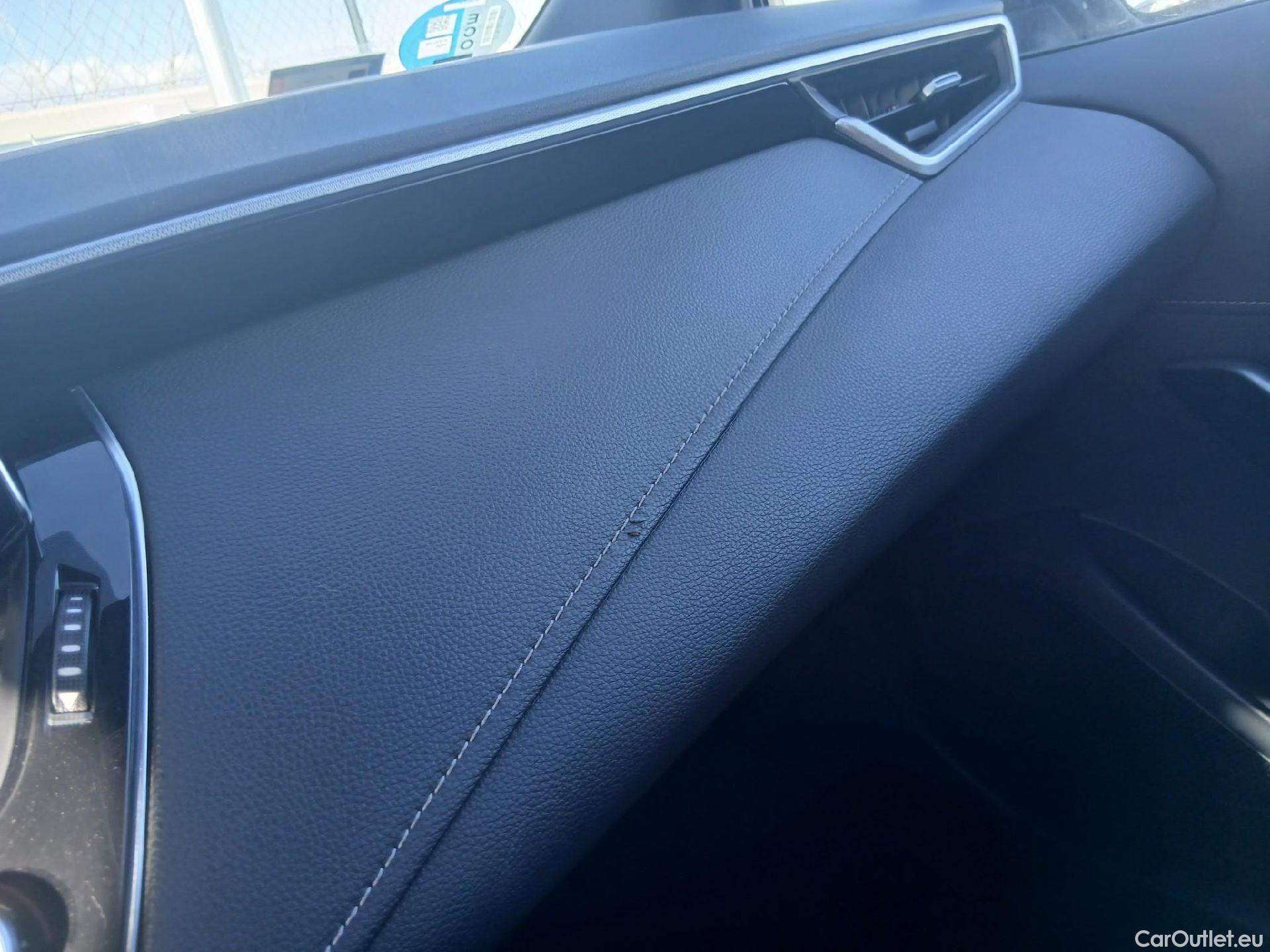  Toyota  Corolla TOYOTA  / 2019 / 5P / familiar 2.0 180H STYLE E-CVT TOURING SPORT #5