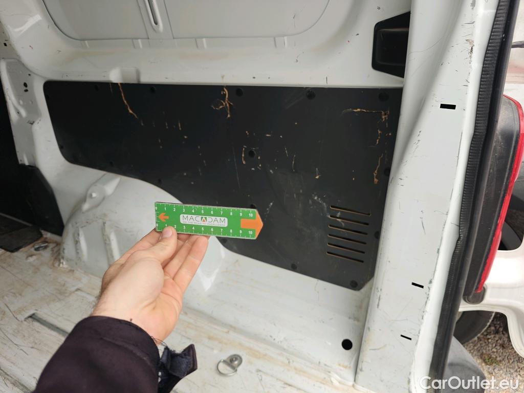  Citroen  Jumpy CITROEN  / 2016 / 4P / furgón Talla XL BlueHDi 120 S&S 6v Control #53