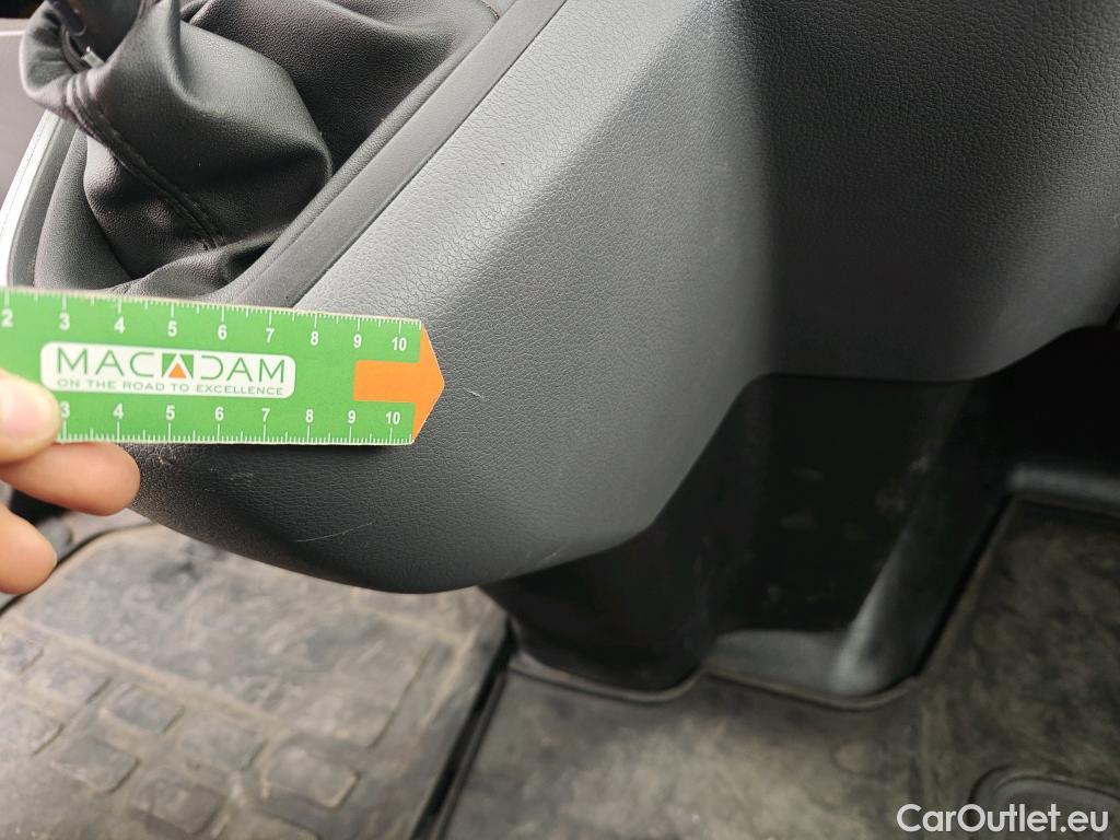  Citroen  Jumpy CITROEN  / 2016 / 4P / furgón Talla XL BlueHDi 120 S&S 6v Control #59