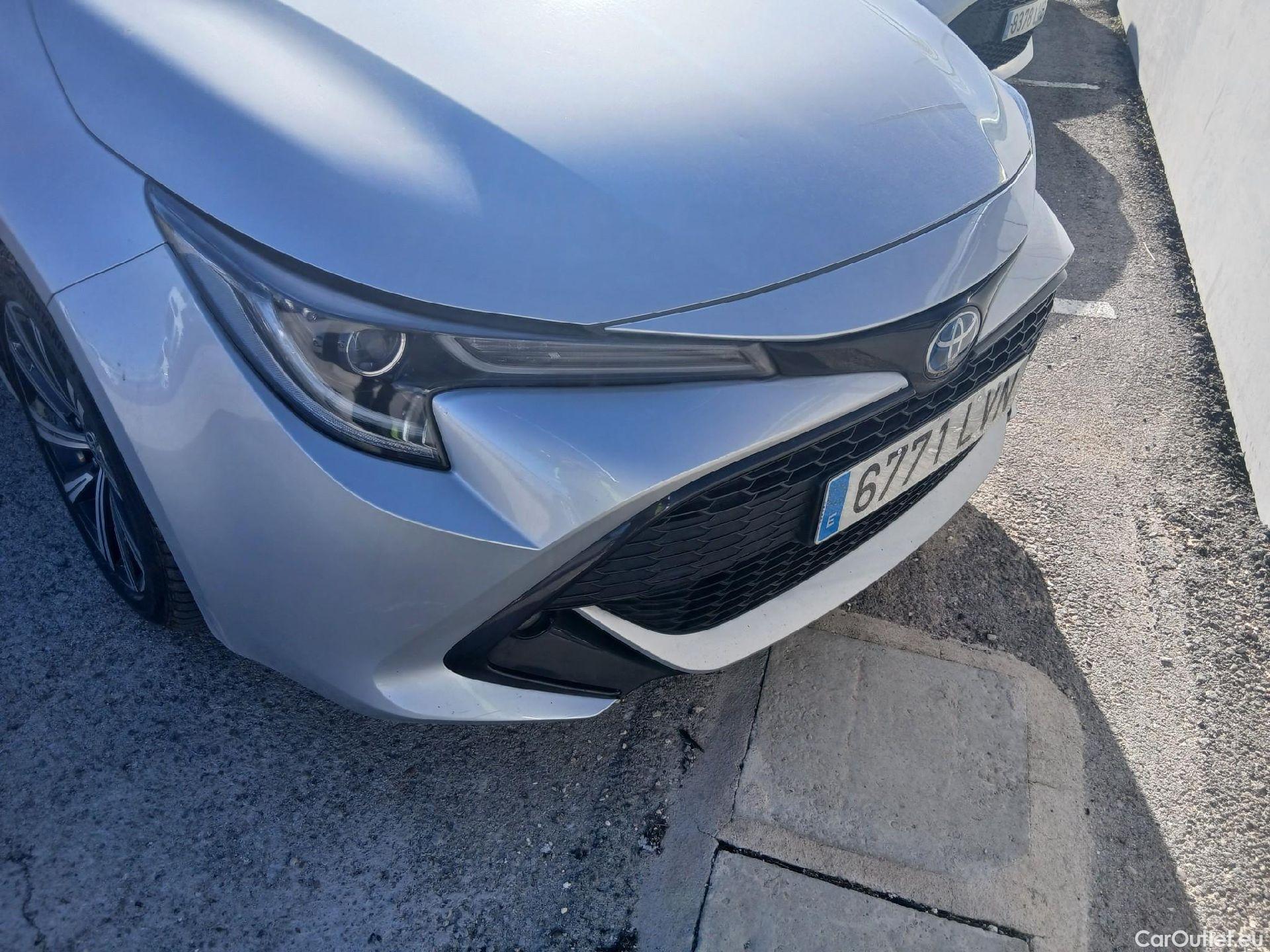  Toyota  Corolla TOYOTA  / 2019 / 5P / familiar 2.0 180H STYLE E-CVT TOURING SPORT #9