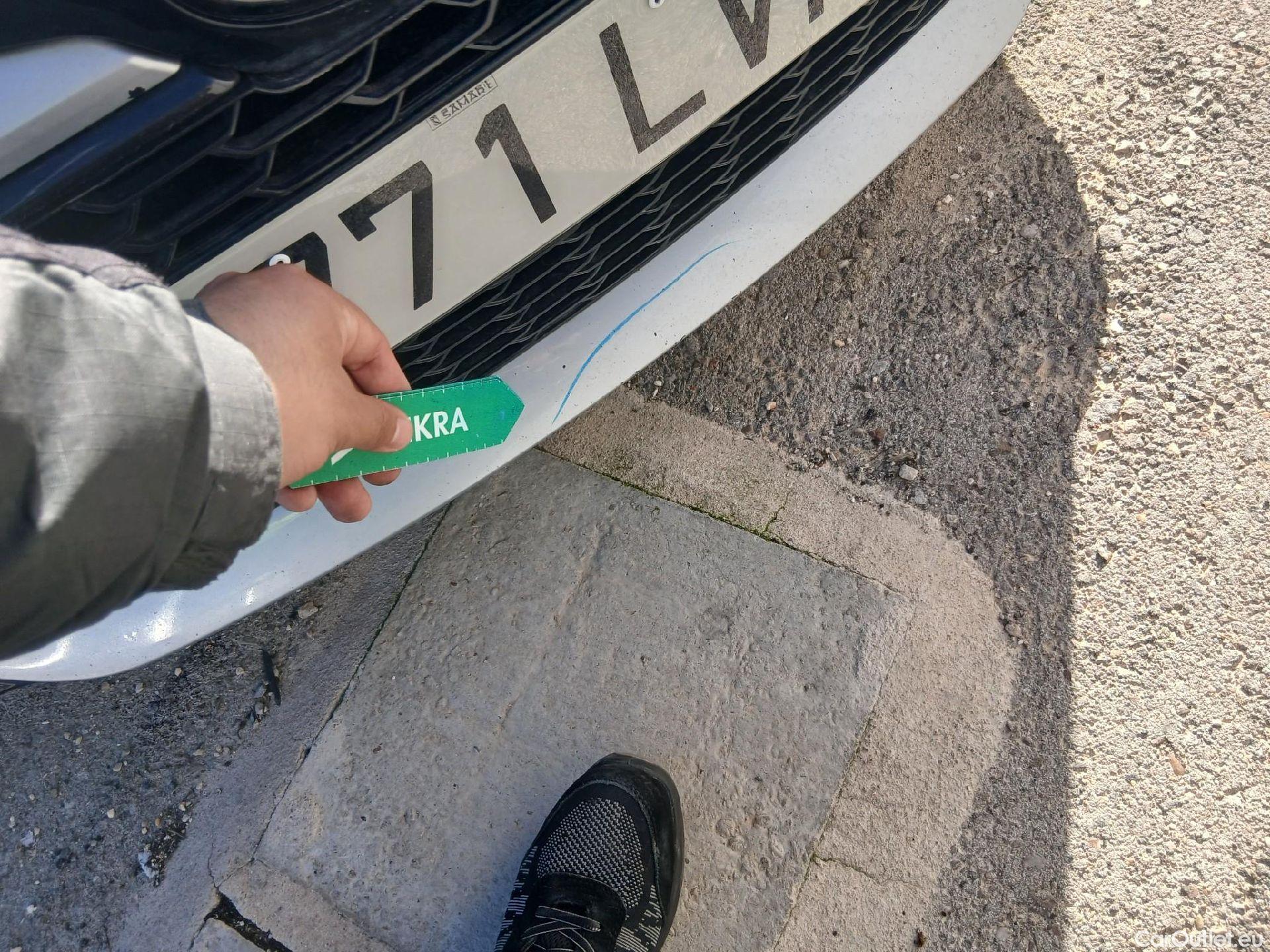  Toyota  Corolla TOYOTA  / 2019 / 5P / familiar 2.0 180H STYLE E-CVT TOURING SPORT #10