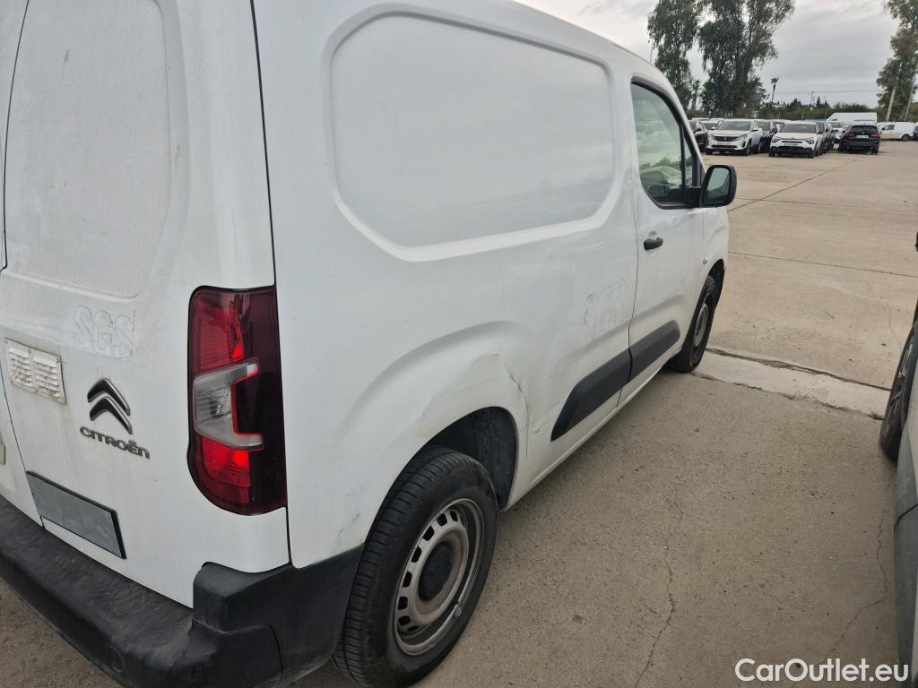  Citroen  Berlingo CITROEN  / 2018 / 3P / furgón derivado de turismo Talla M BlueHDi 100 CONTROL #28