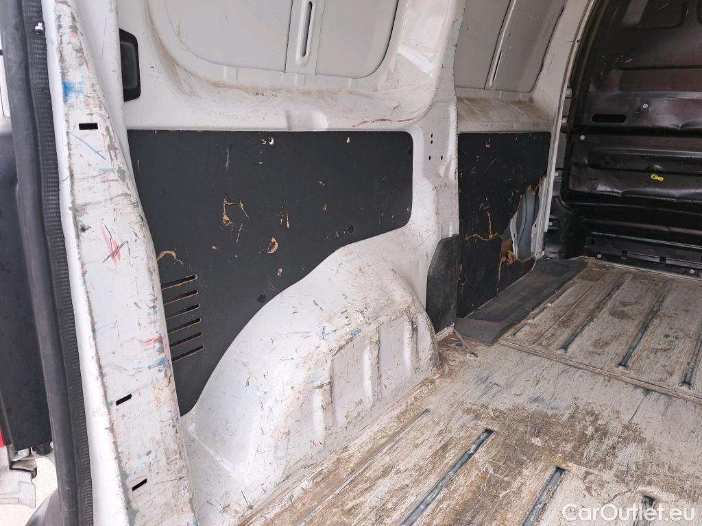  Citroen  Jumpy CITROEN  / 2016 / 4P / furgón Talla M BlueHDi 100 S&S 6v Control #2