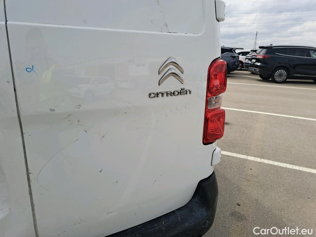  Citroen  Jumpy CITROEN  / 2016 / 4P / furgón Talla M BlueHDi 100 S&S 6v Control #19