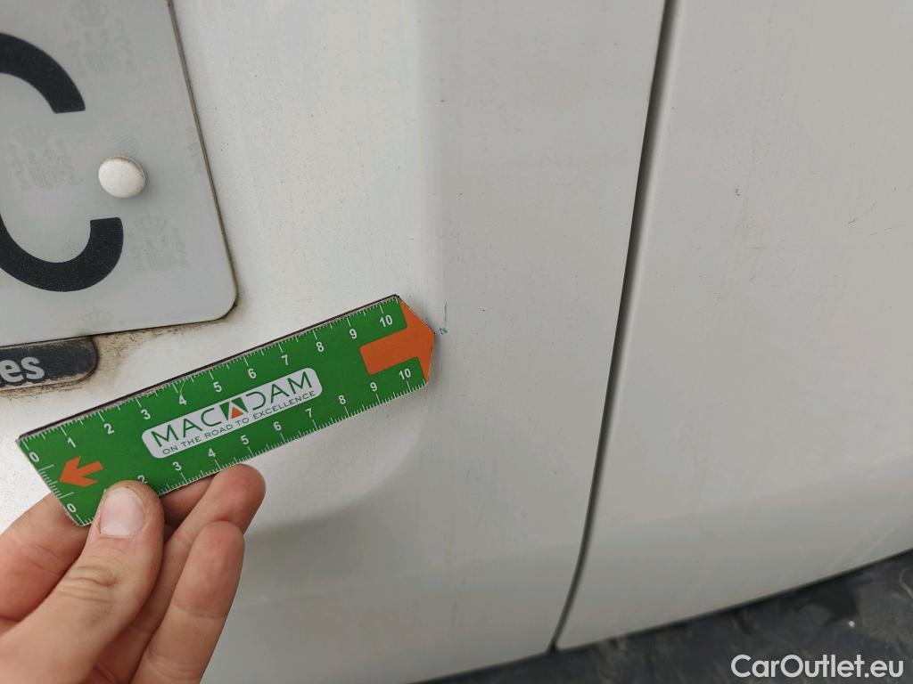  Citroen  Jumpy CITROEN  / 2016 / 4P / furgón Talla XL BlueHDi 120 S&S 6v Control #82