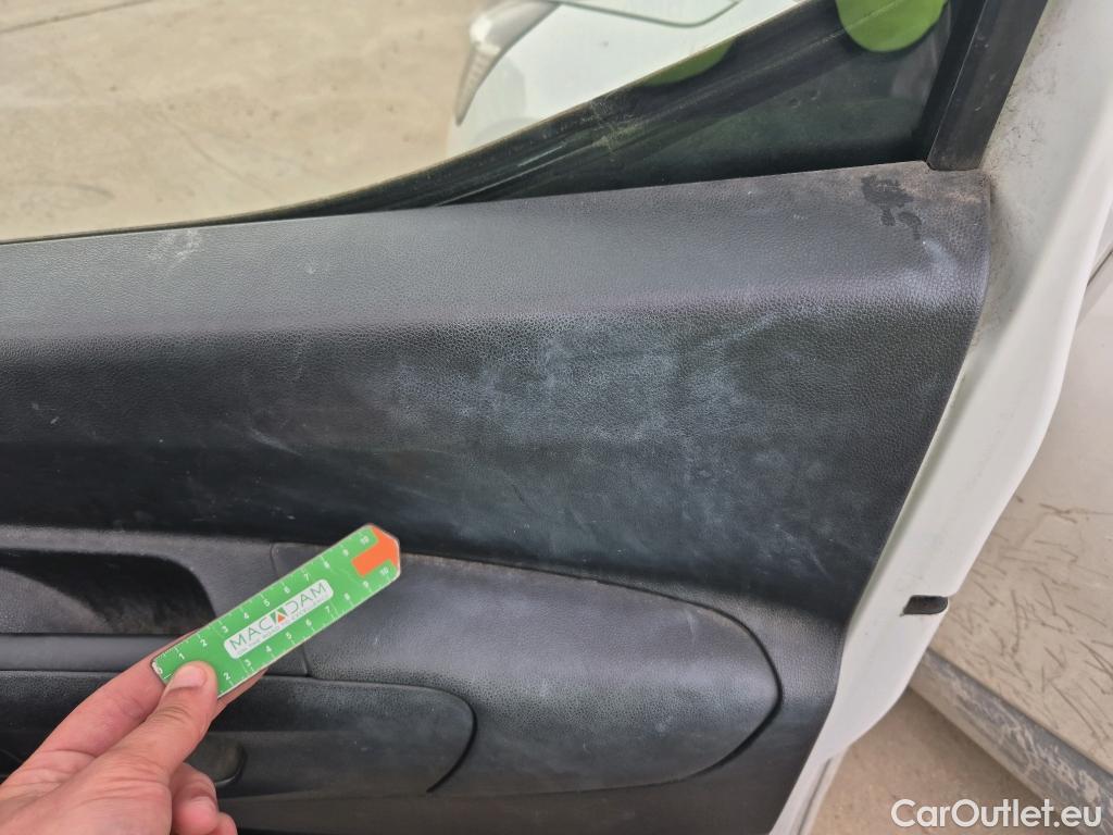  Citroen  Berlingo CITROEN  / 2018 / 3P / furgón derivado de turismo Talla M BlueHDi 100 CONTROL #10