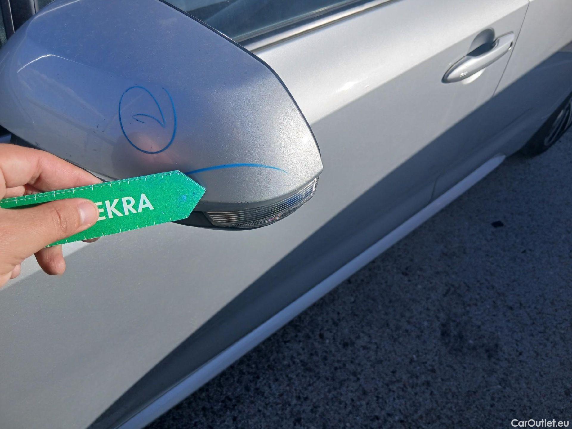  Toyota  Corolla TOYOTA  / 2019 / 5P / familiar 2.0 180H STYLE E-CVT TOURING SPORT #19