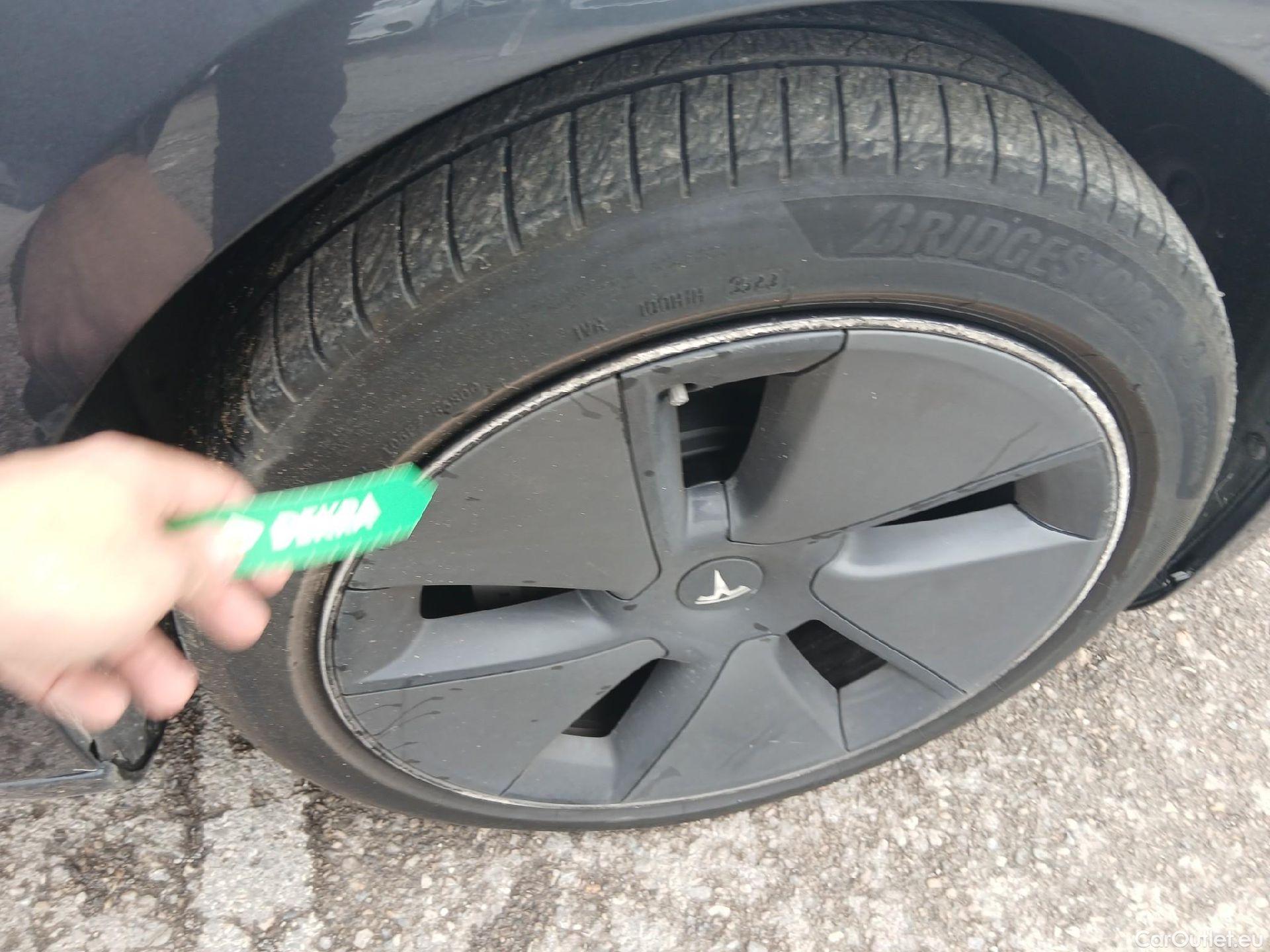  Tesla  Model 3 TESLA  / 2018 / 4P / sedán Gran Autonomía 4WD #18