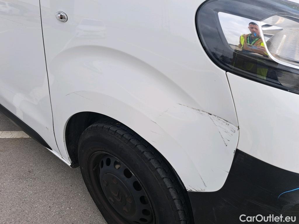  Citroen  Jumpy CITROEN  / 2016 / 4P / furgón Talla M BlueHDi 100 S&S 6v Control #24